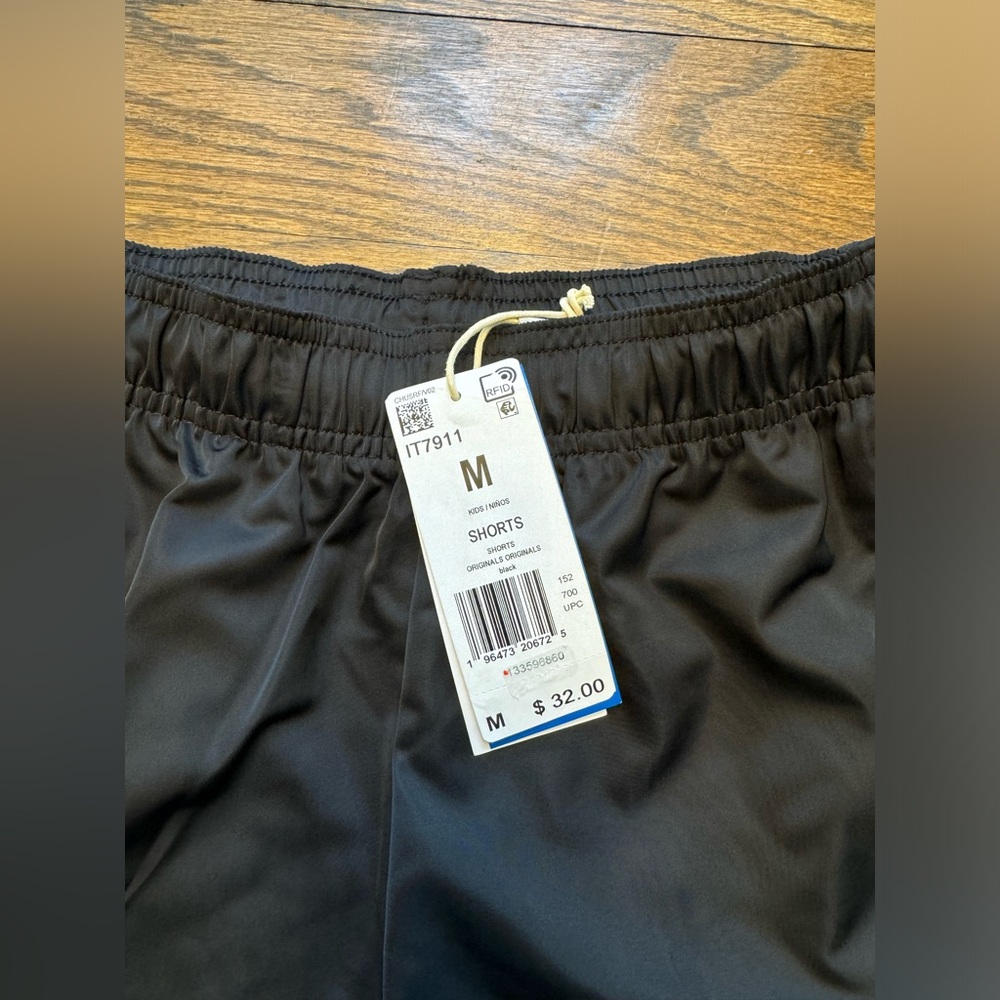 adidas Black Kids' Adicolor Shorts, Size Small/Medium/Large, NWT - Picture 7 of 7